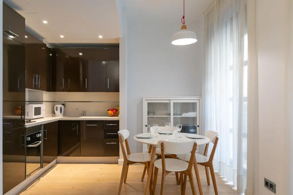 APARTMENT TWO BEDROOMS Room, Holiday Rentals Tempa Museo, Seville