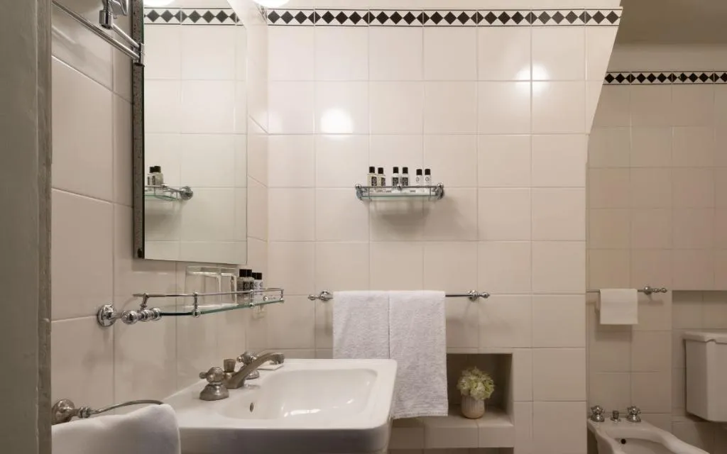 DOUBLE ECONOMY Room, Loggiato Dei Serviti, Florence