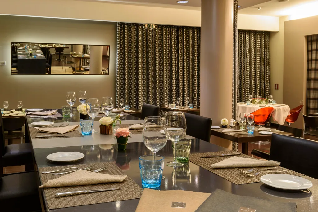 Restaurant, First Hotel Malpensa, Milan