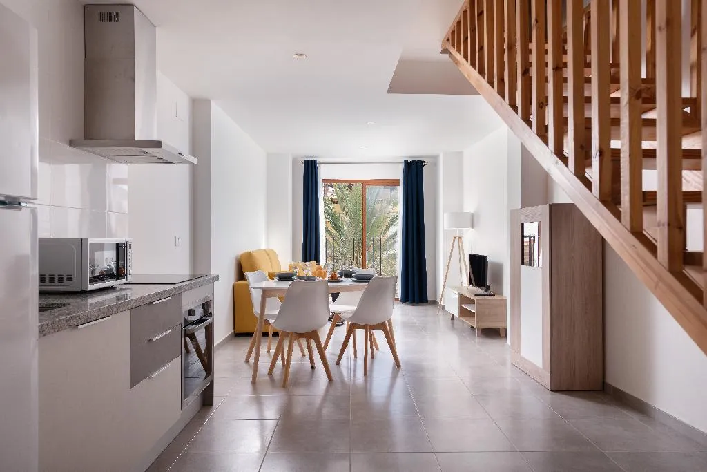 APARTMENT DUPLEX Room, Apartamentos Quijano By Be Alicante, Costa Blanca