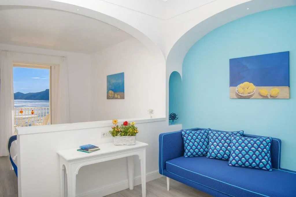 TRIPLE COMFORT SEA VIEW Room, Tramonto D'oro, Naples