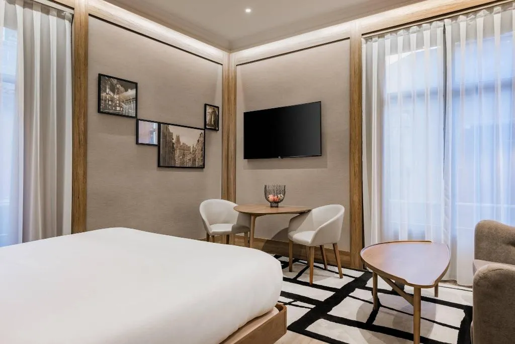 Room, Autograph Collection Círculo Gran Vía, Madrid