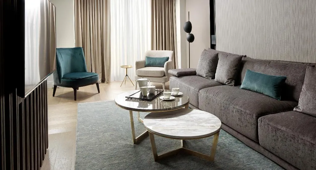 SUITE Presidential Room, NJV Athens Plaza, Athens