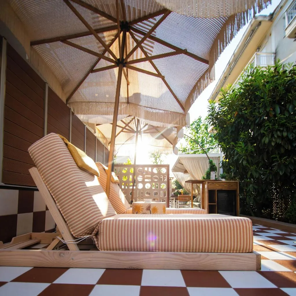 Sports and Entertainment, Elle Rooms & Suites, Thessaloniki