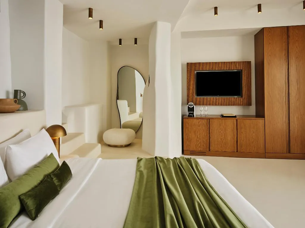 HOUSE WITH PRIVATE POOL Room, Andronis Luxury Suites, Santorini