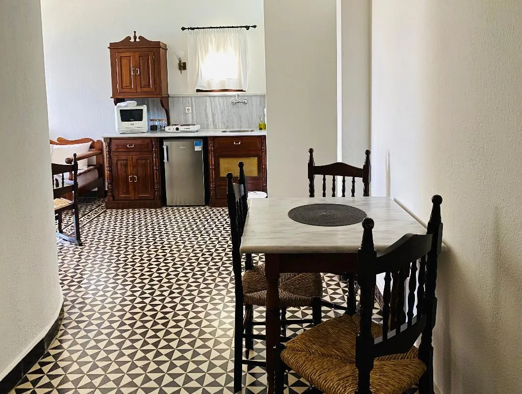 APARTMENT SEA VIEW CAPACITY 2 Room, Palazzo Arhontiko Apartments, Crete