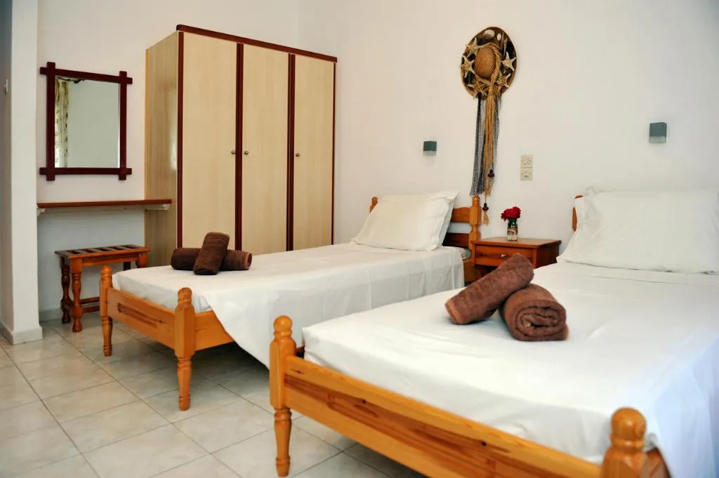 Room, Marina, Skiathos