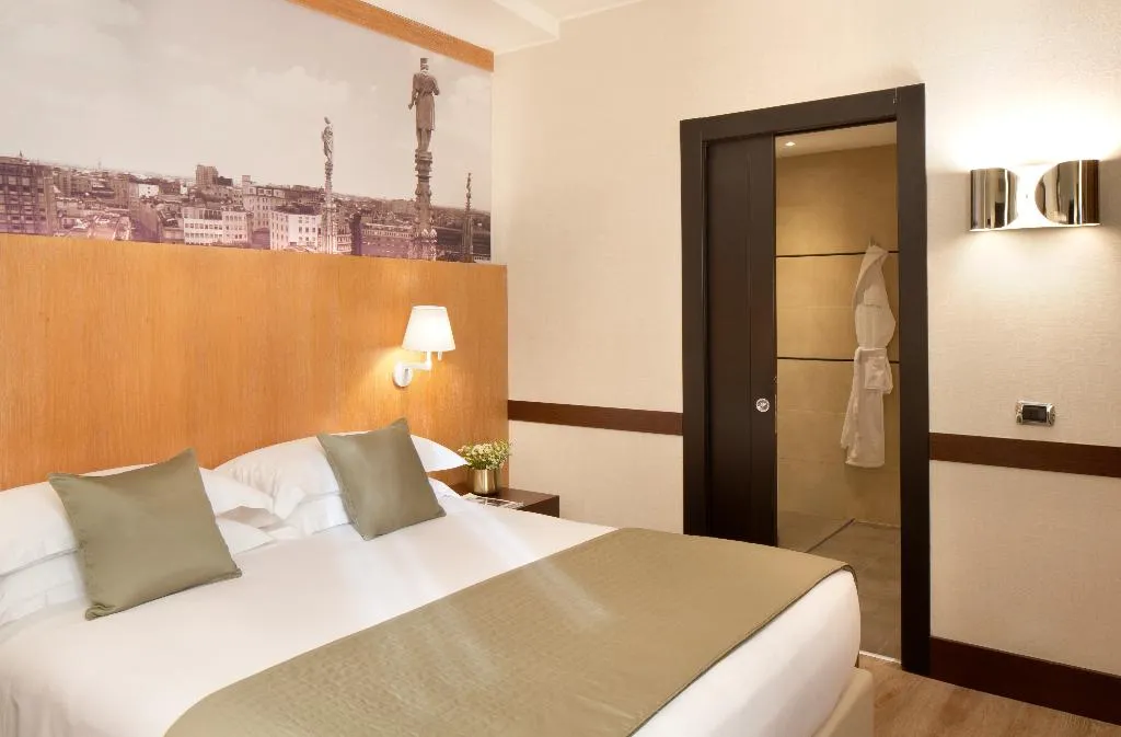 DOUBLE SUPERIOR Room, Starhotels Ritz, Milan