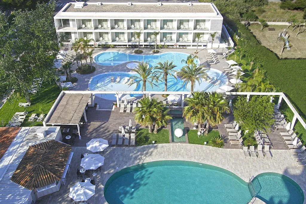 Pool, BG Caballero, Majorca