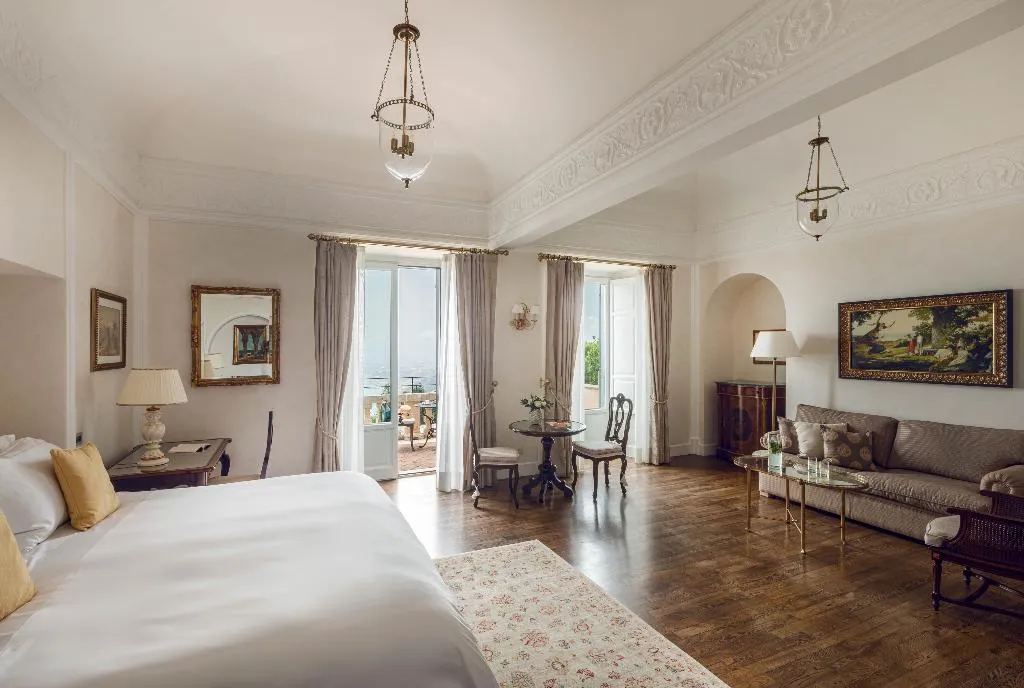 JUNIOR SUITE PREMIUM Room, Grand Hotel Timeo, A Belmond Hotel, Taormina, Taormina
