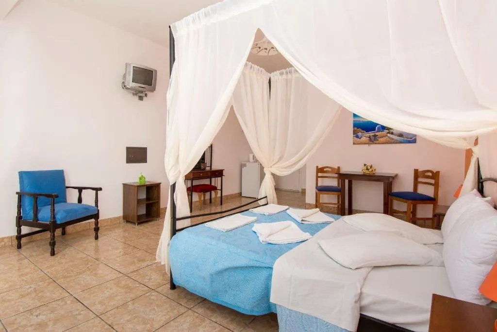 Room, Fira Calm Hotel, Santorini