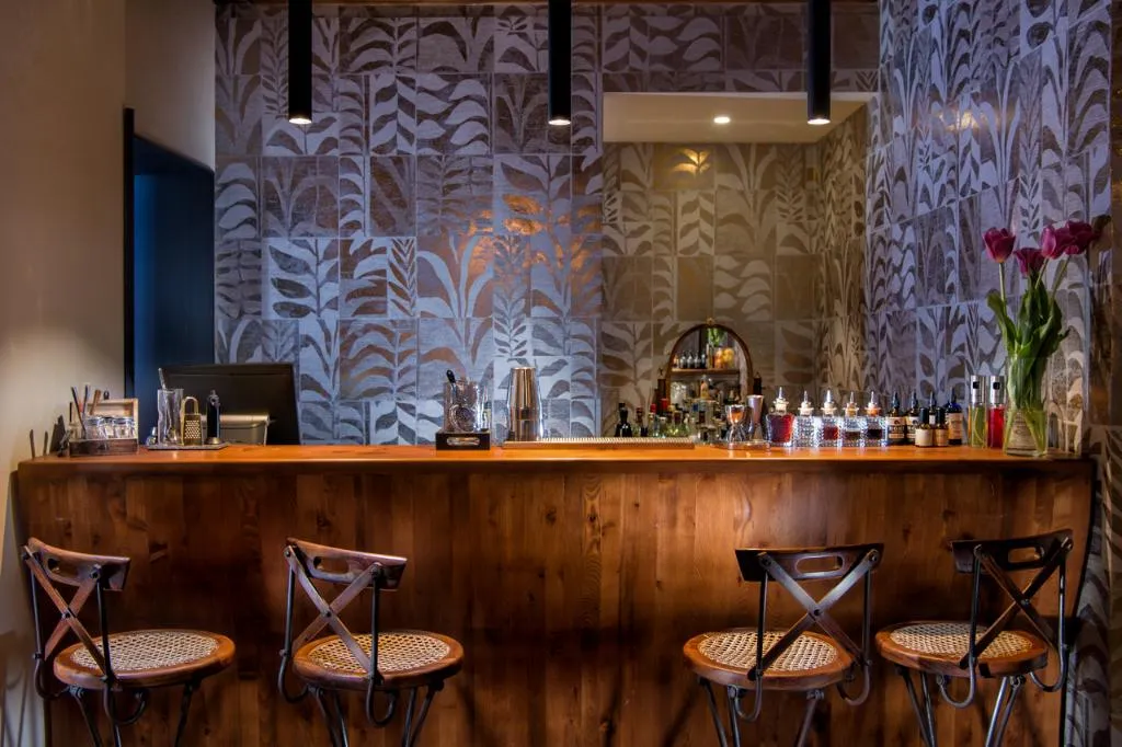 Bar, Sonder Salute Palace, Venice