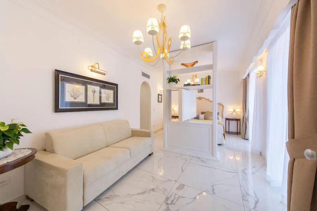 Room, Villa Amore, Naples