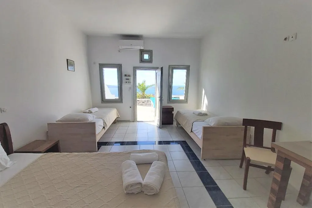QUADRUPLE SEA VIEW Room, Ether Sunset Oia, Santorini
