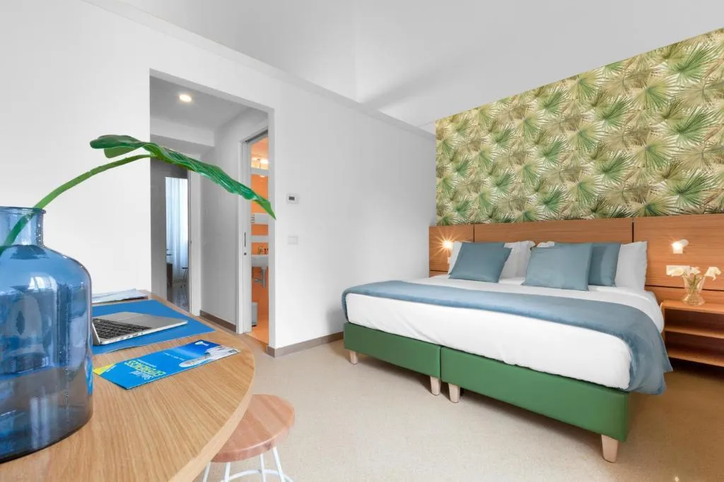 Double or Twin CLASSIC Room, Unconventional Sorrento Coast, Naples