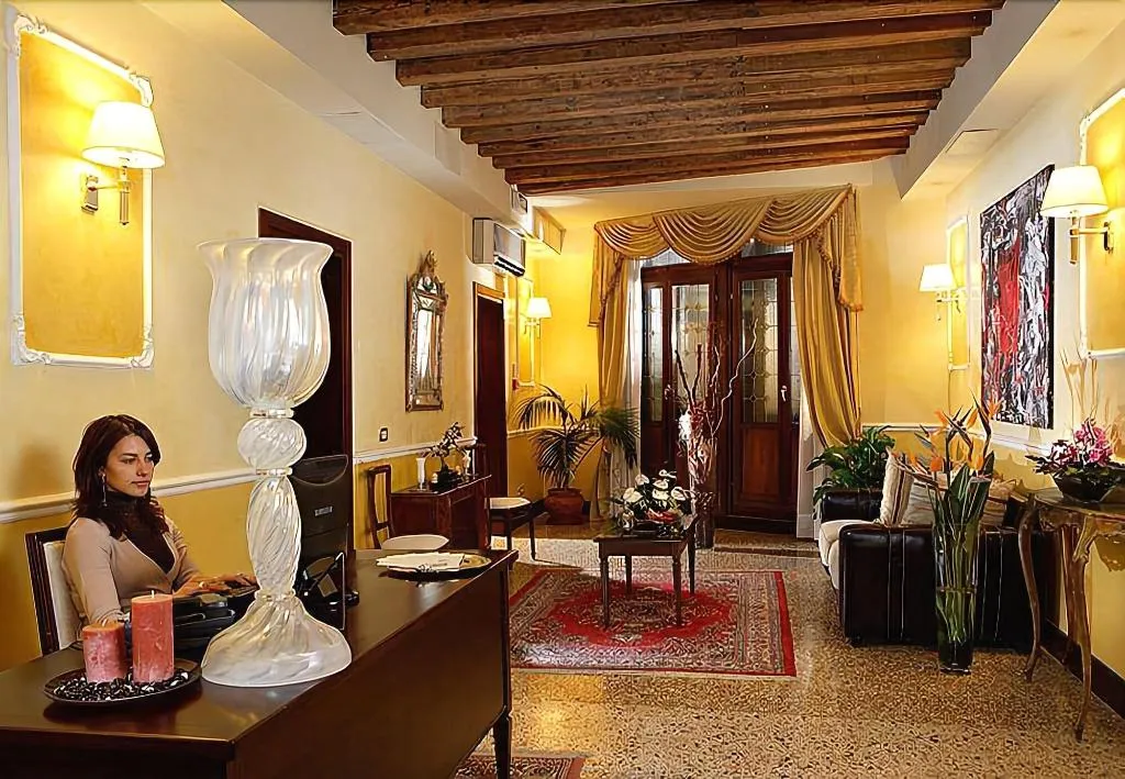 Lobby, Ca' del Nobile, Venice