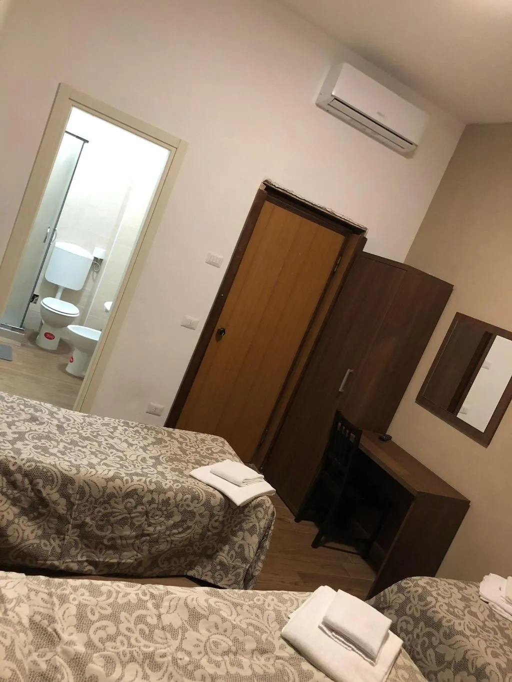 Room, Hotel Corvetto, Milan