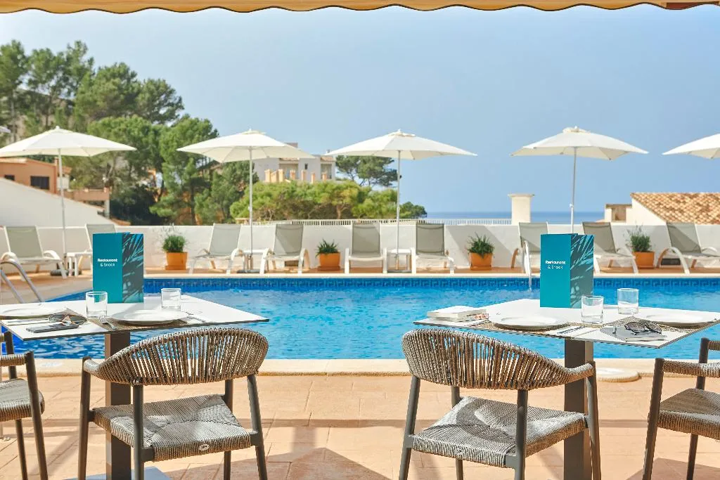 Terrace, Universal Aparthotel Don Camilo, Majorca