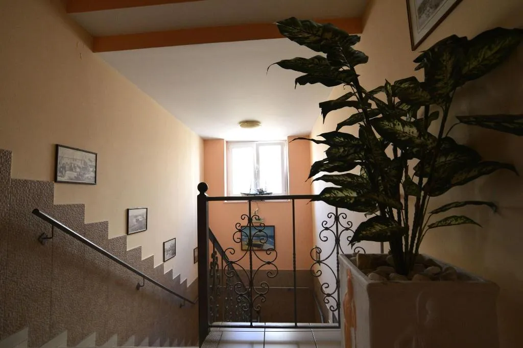 Lobby, Hotel Electra, Athens