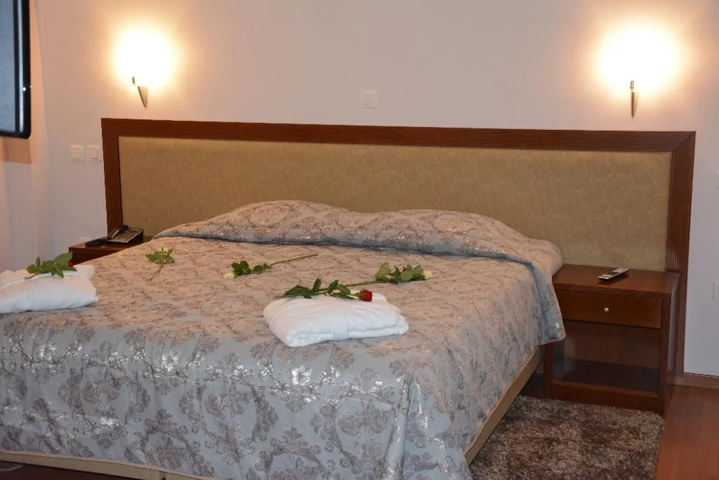 Double or Twin STANDARD Room, Olympos, Santorini