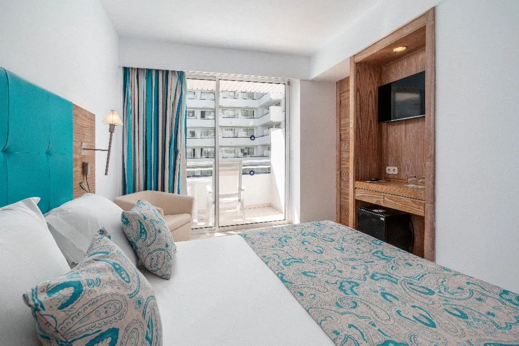 DOUBLE WITH BALCONY Room, Alua Gran Camp de Mar Hotel, Majorca
