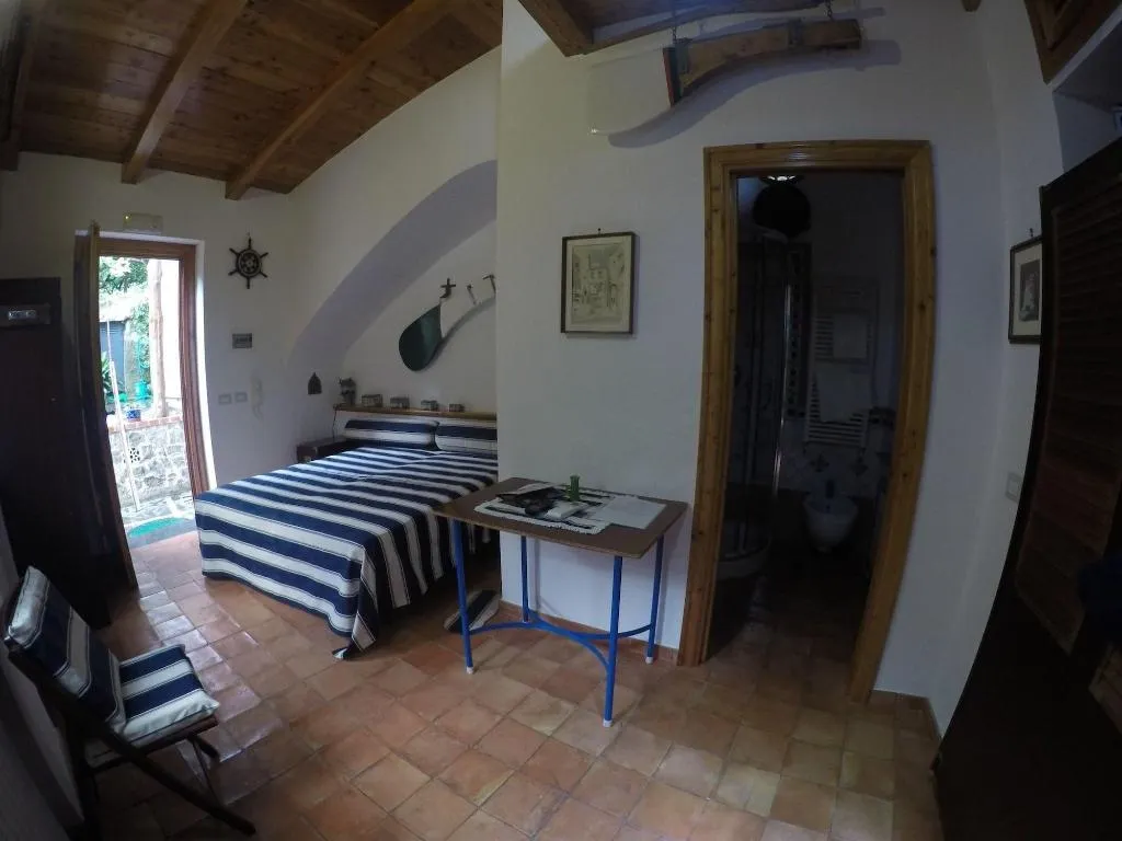 Room, B&B La Zagara, Naples