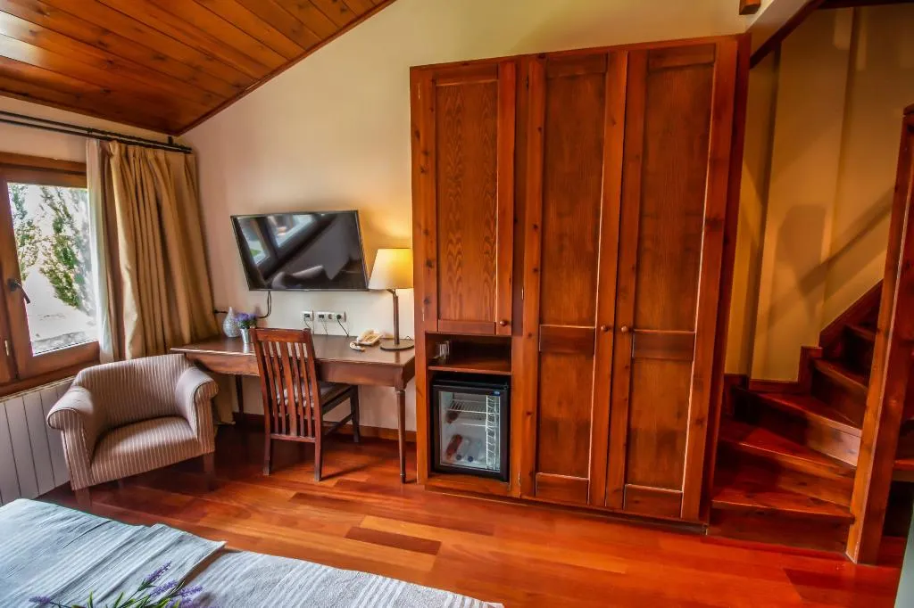 FAMILY ROOM DUPLEX Room, Fontanals Golf, Costa Brava