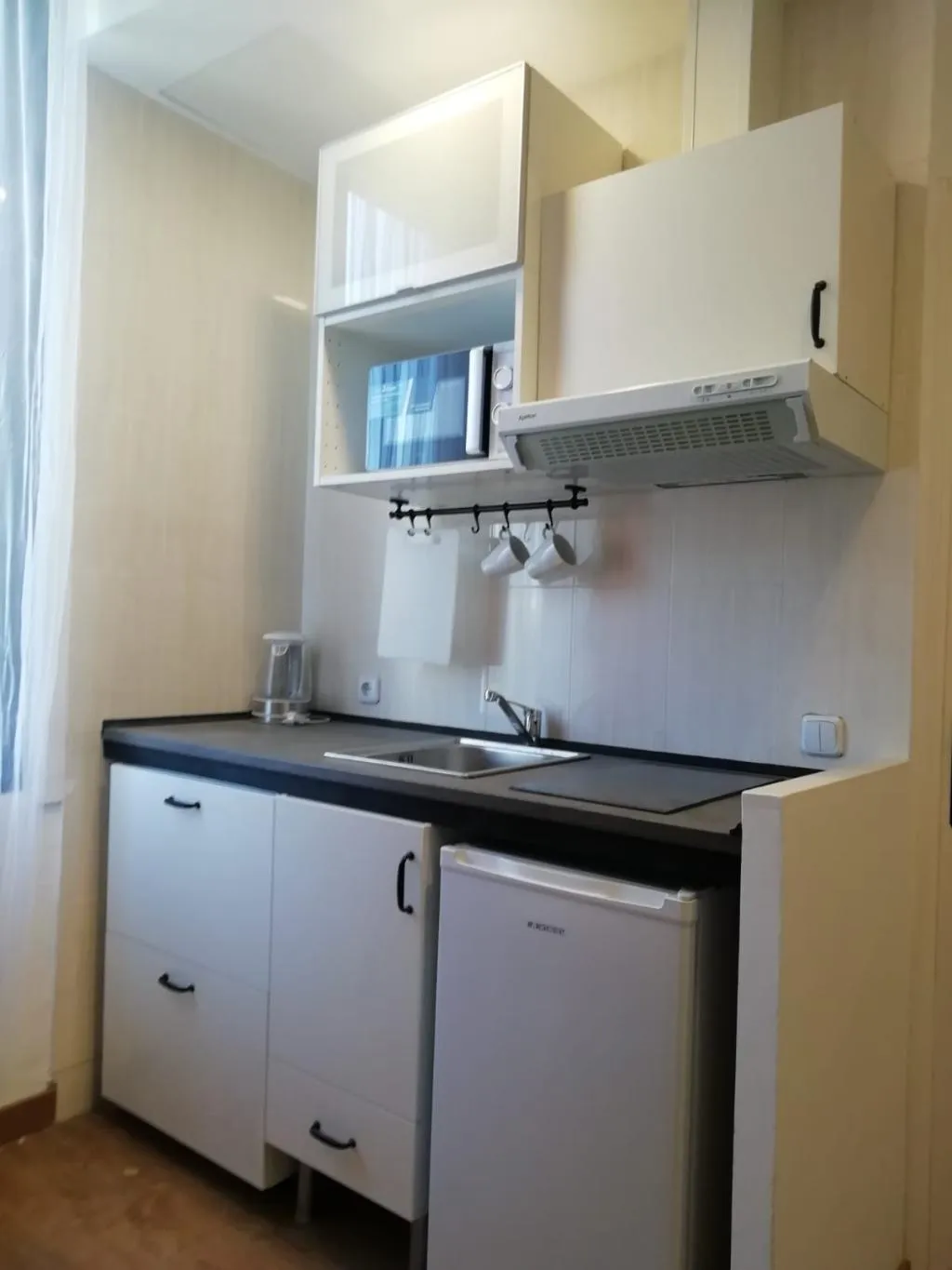 STUDIO STANDARD Room, Smartr Madrid Gran Via 47, Madrid