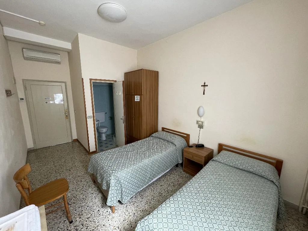 TWIN CANAL VIEW Room, Casa Caburlotto, Venice