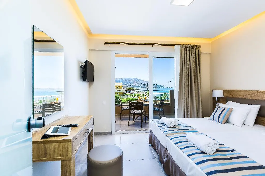 APARTMENT CAPACITY 3 Room, Theo Star Beach Hotel, Crete