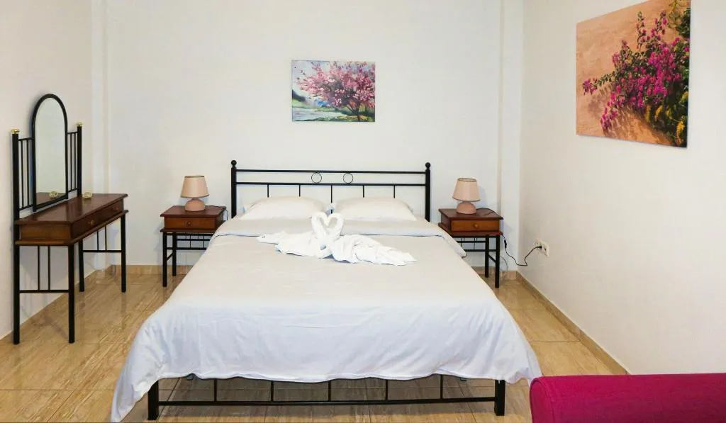 Room, Kallisti Apartments, Skiathos