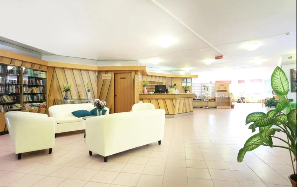Lobby, Soleado, Alghero
