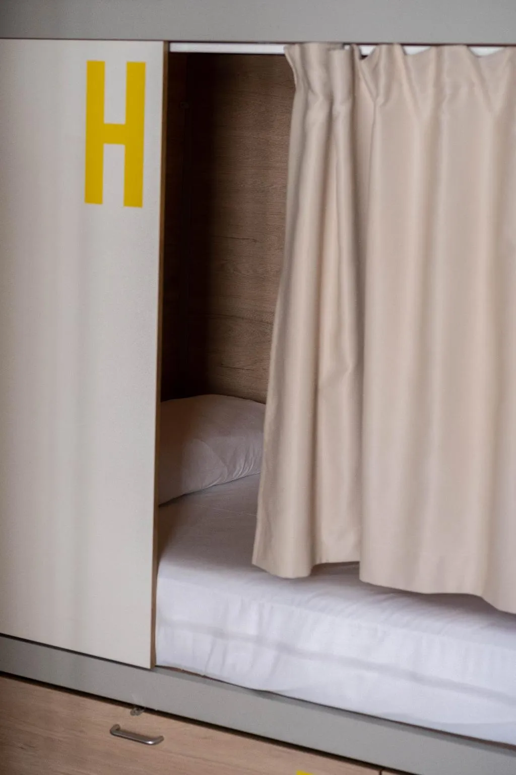 Bed in dormitory CAPACITY 8 Room, U-Sense For You Hostel Sevilla, Seville