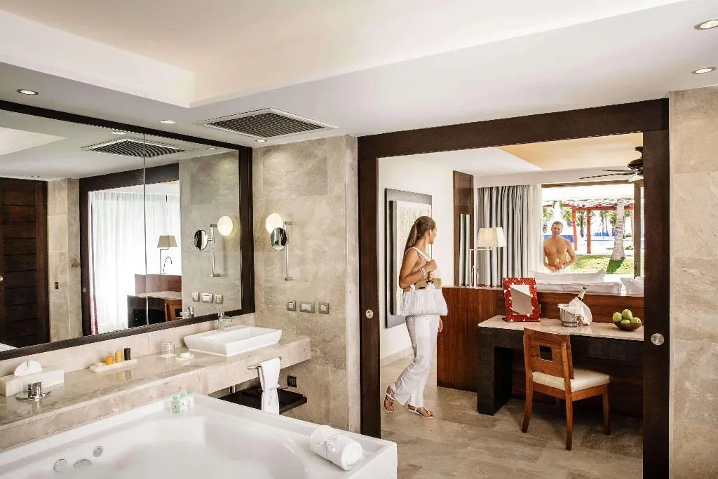 SUITE PREMIUM OCEAN FRONT Room, Barceló Maya Beach, Cancun Area
