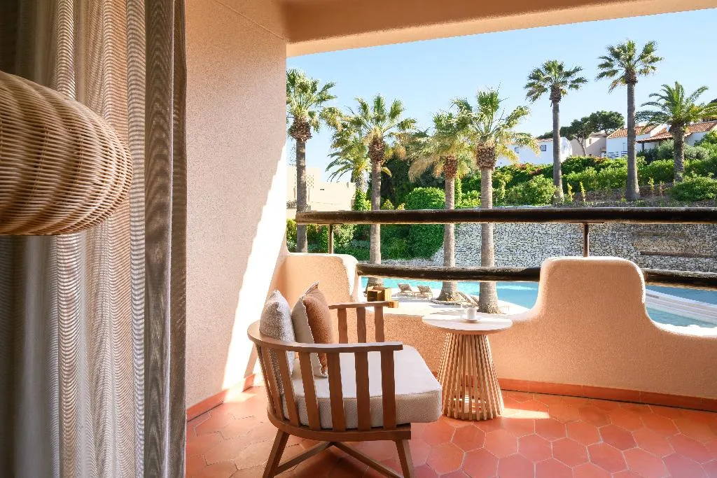 JUNIOR SUITE POOL VIEW Room, Vilalara Grand Hotel Algarve, Algarve