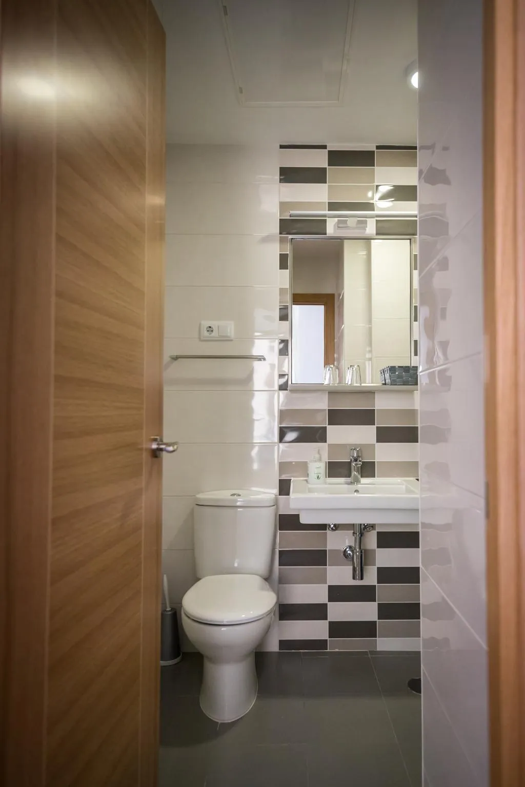 Double or Twin STANDARD Room, Hostal Carracedo, Madrid