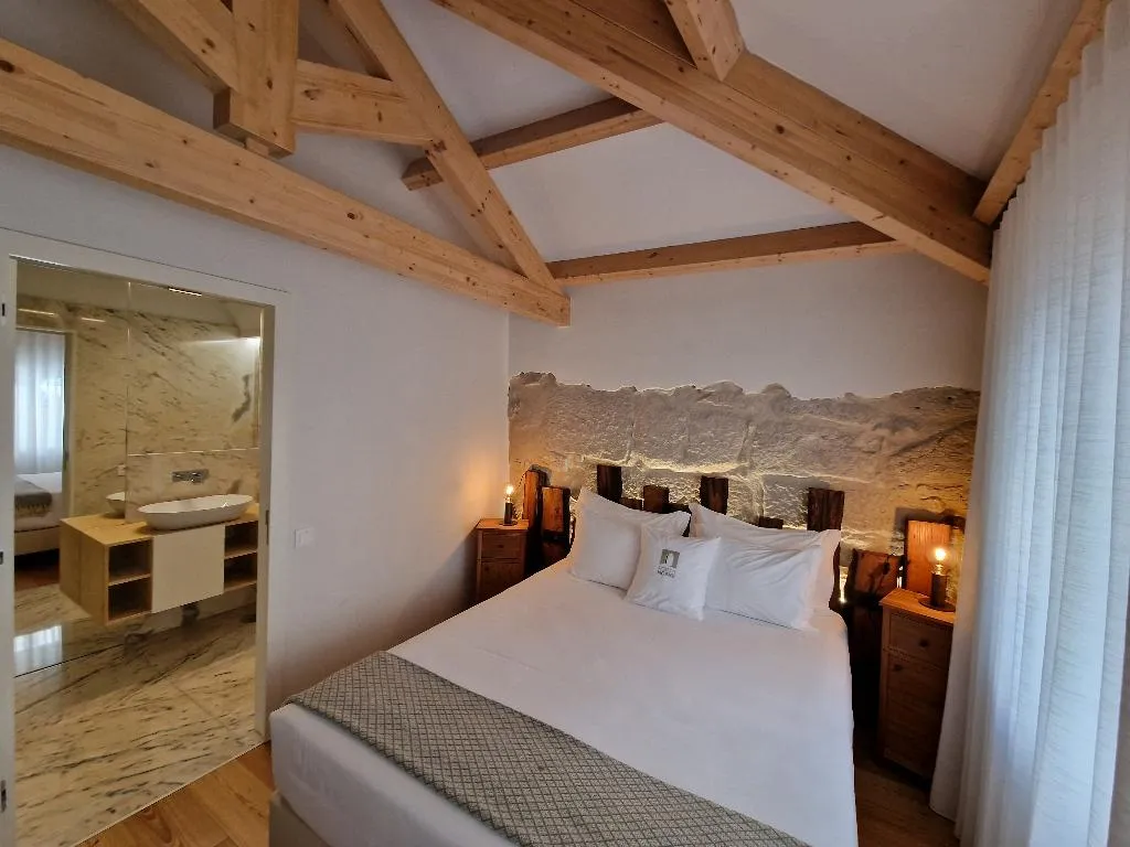 STUDIO PENTHOUSE Room, Porta Nobre Boutique Hotel by Aspasios, Porto