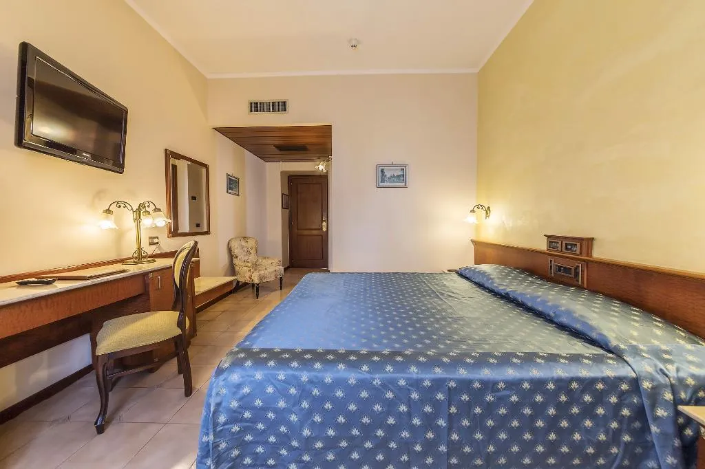 DOUBLE STANDARD Room, Grand Hotel Telese, Naples