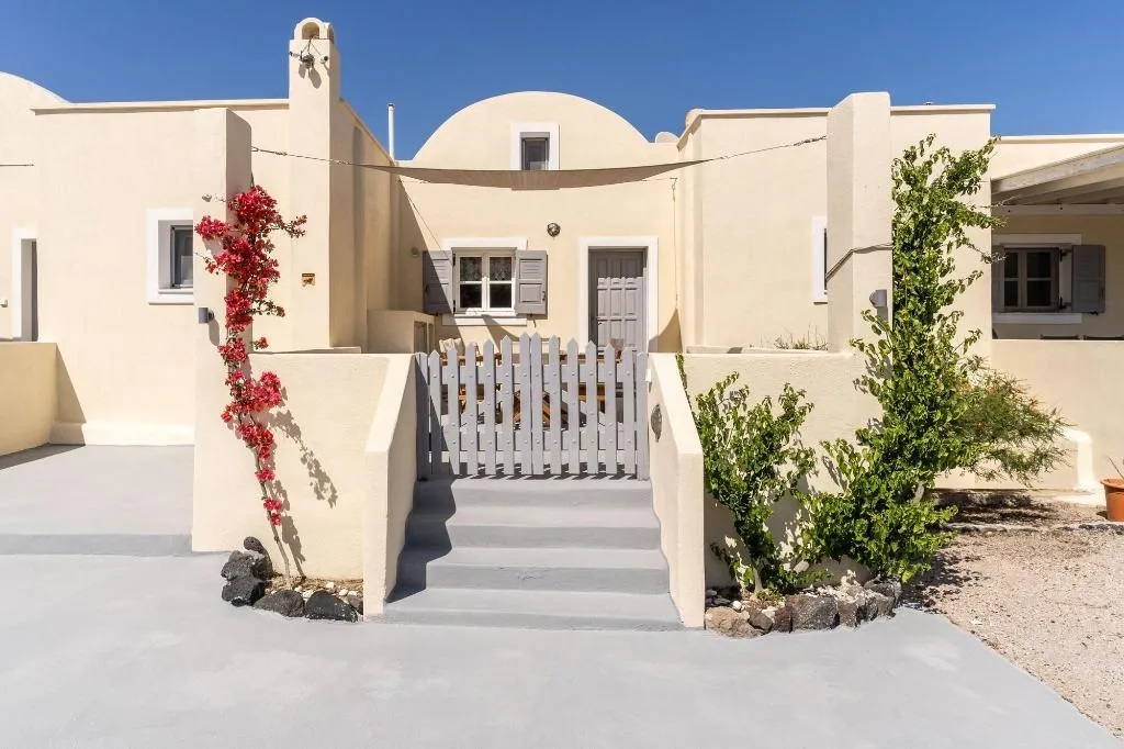 General view, Ampelos Executive Houses, Santorini