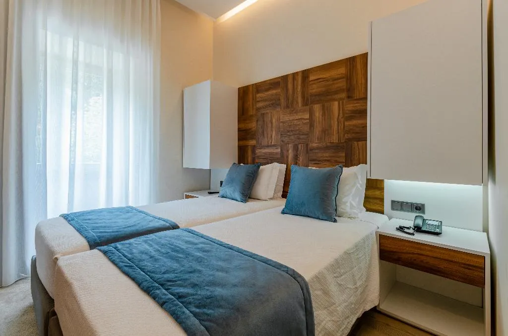 TWIN SUPERIOR Room, Hotel Avenida Park, Lisbon