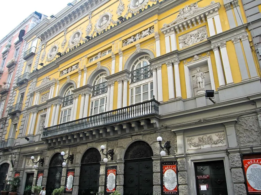 General view, B&B Rochel, Naples