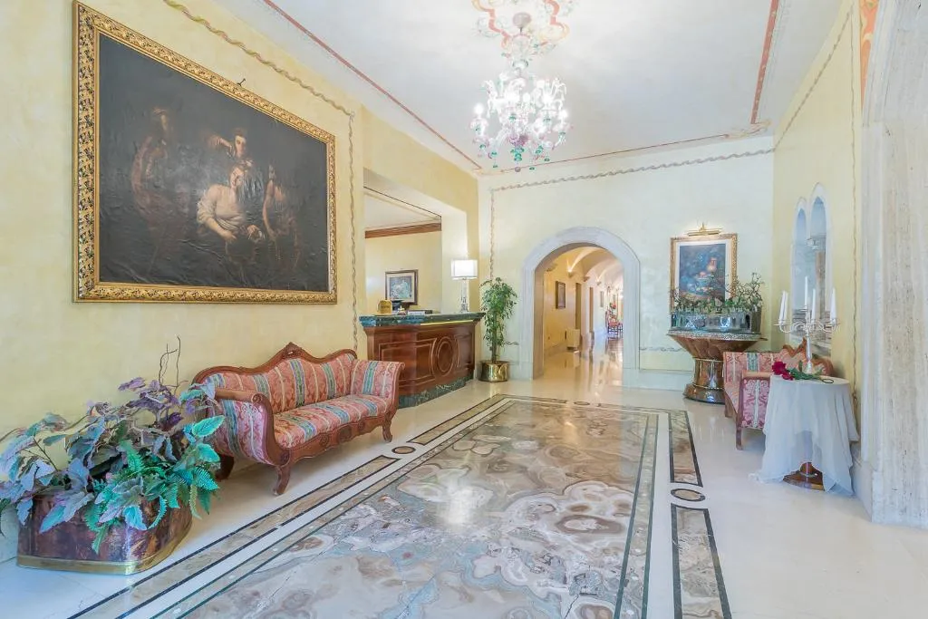 Lobby, Torre Sant Angelo, Rome
