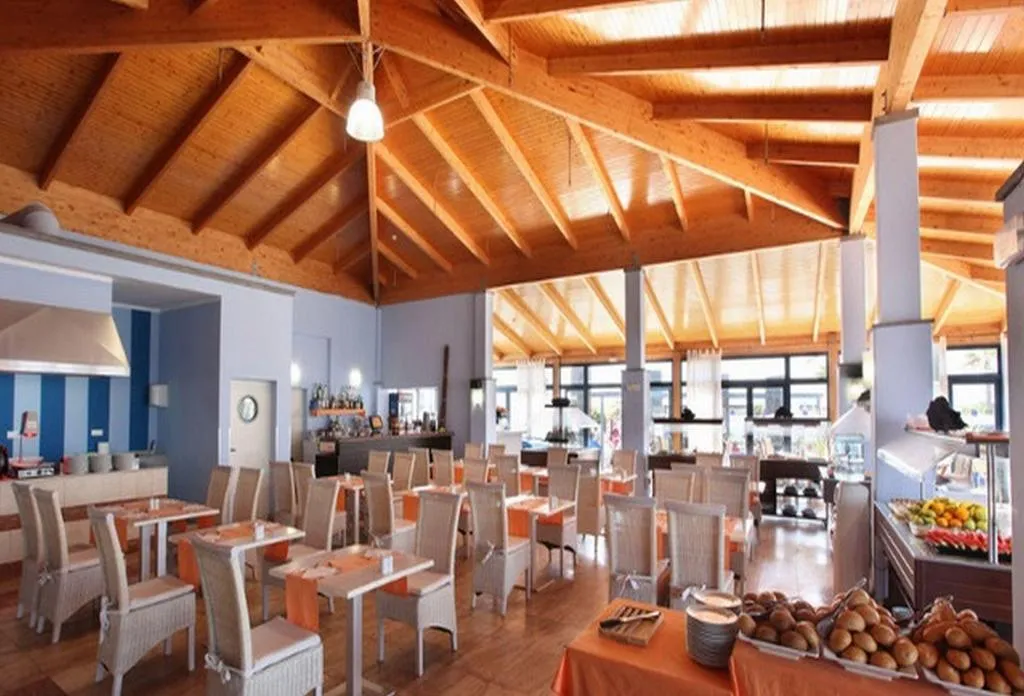Restaurant, Vik  Coral Beach, Lanzarote