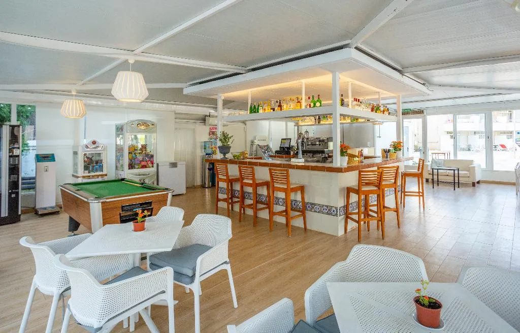 Bar, Apartamentos Club Sa Coma, Majorca