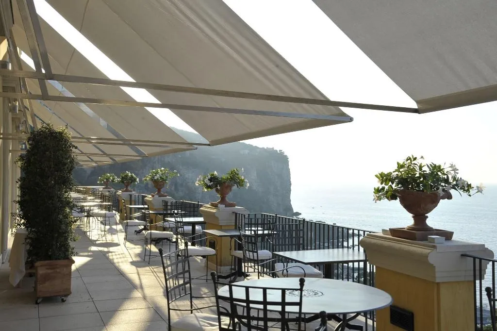 Restaurant, Grand Hotel Angiolieri, Naples