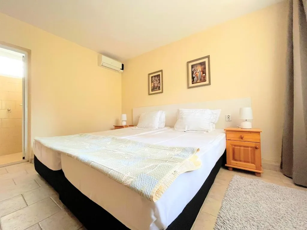 Double or Twin ECONOMY Room, Lotus, Bourgas