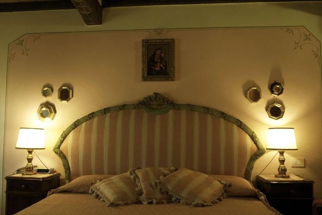 Room, Albergo Torre Sangiovanni, Perugia