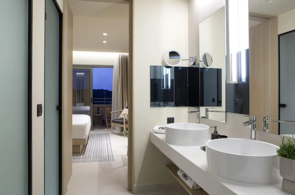 SUITE SEA VIEW ONE BEDROOM Room, MERAVIA Leonardo Limited Edition, Halkidiki