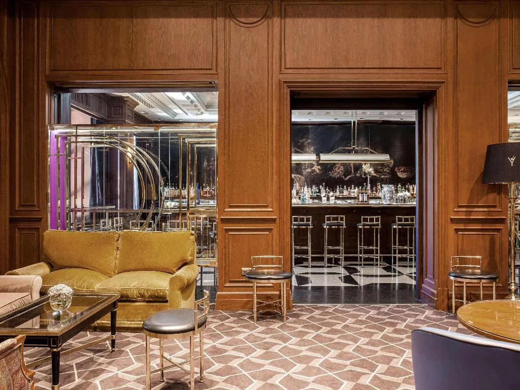 Bar, Hotel Fenix Gran Meliá, Madrid