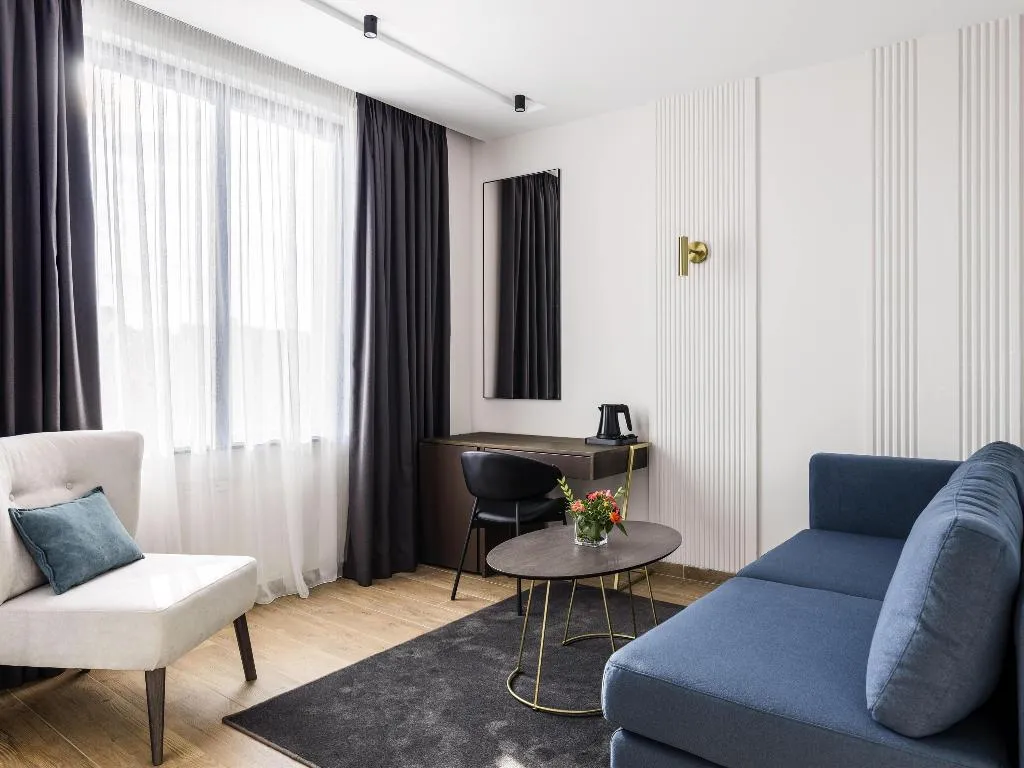 JUNIOR SUITE STANDARD Room, Movenpick Hotel Lalez Durres, Durres